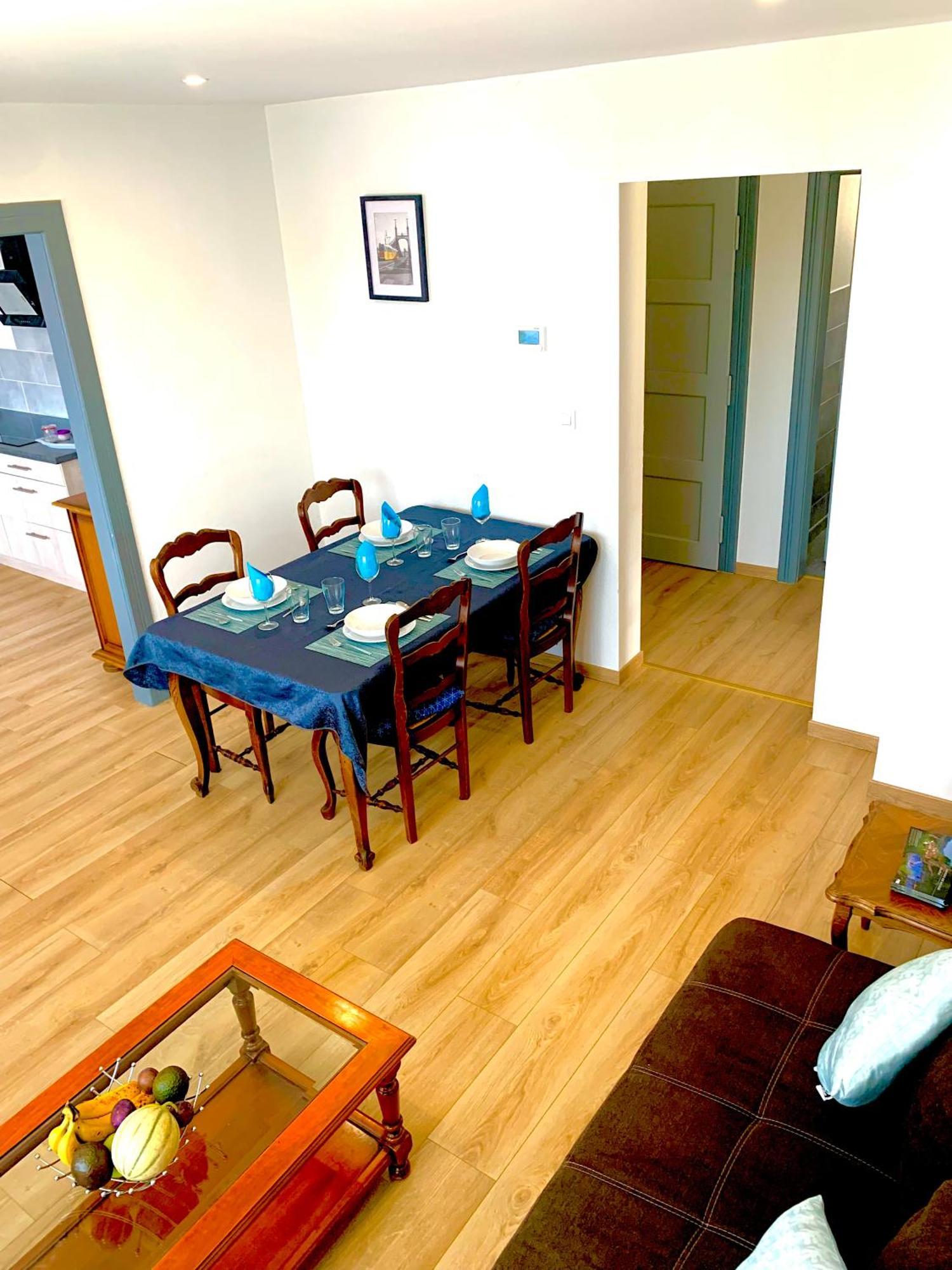 L Indemodable Renove Spacieux Et Lumineux Avec 2 Chambres Саарбург Экстерьер фото
