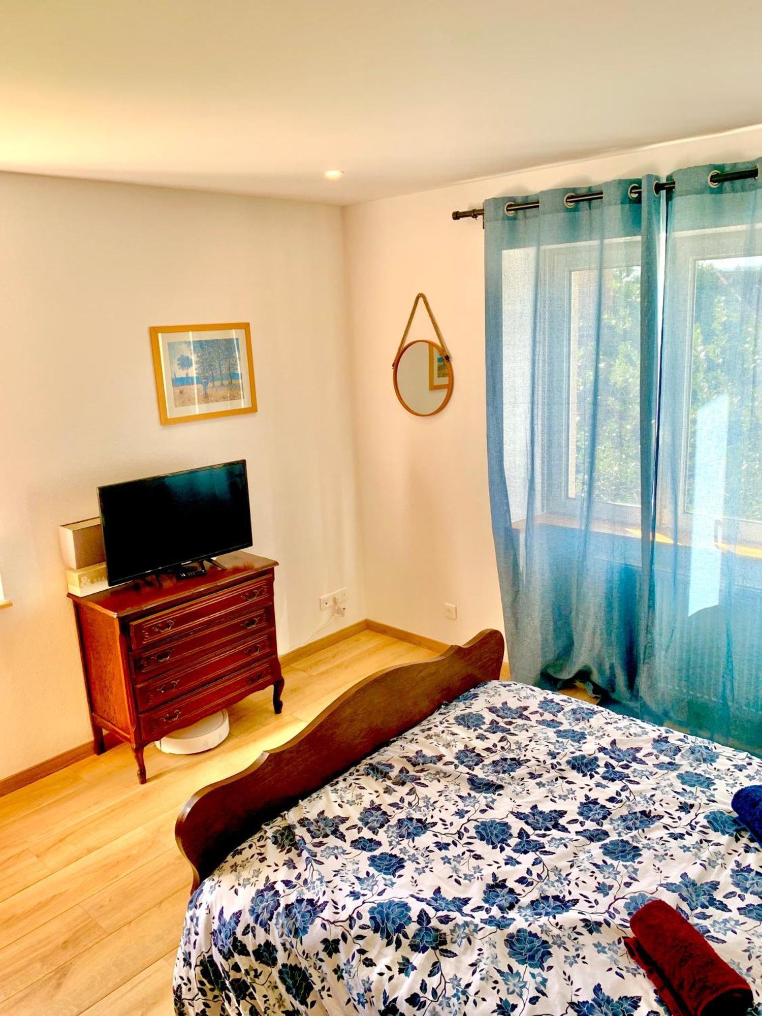 L Indemodable Renove Spacieux Et Lumineux Avec 2 Chambres Саарбург Экстерьер фото